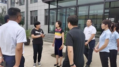 Departamentul de lucru al frontului unit al județului Suizhong Qi Li și deleg...